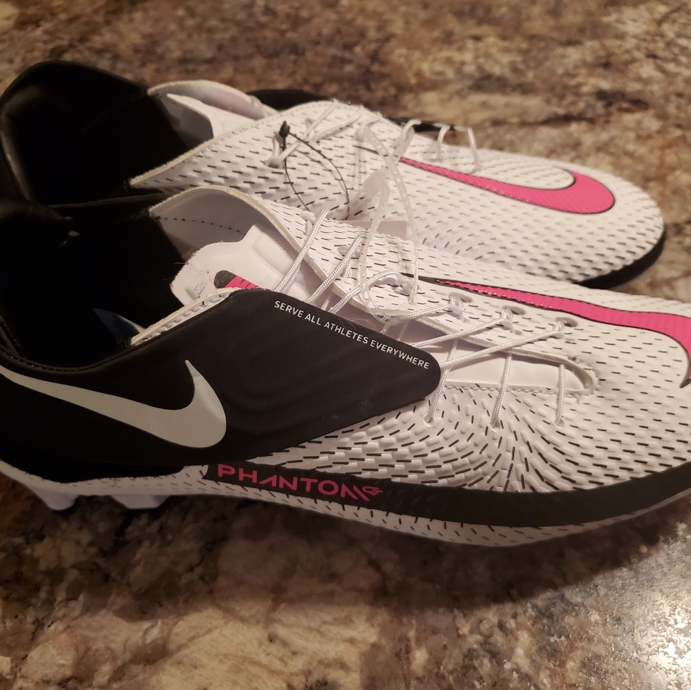Size 10 Nike Phantom GT Academy FlyEase MG